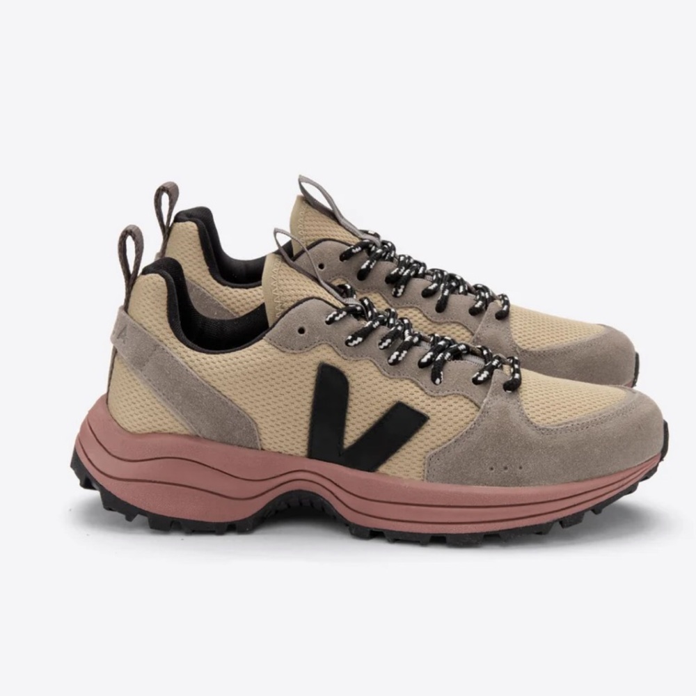 VEJA Women's Sneakers in Beige and Pink Size 38
